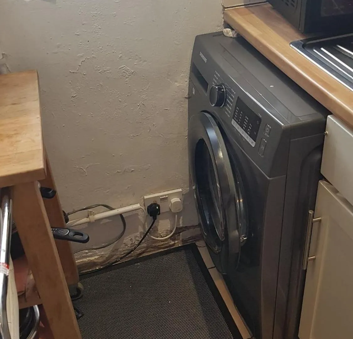 42 Churchbury Vrd, Room 2 Eltham